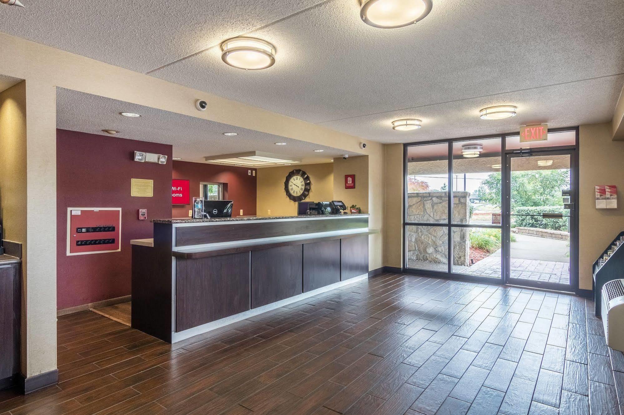 Red Roof Inn Detroit Metro Airport - Бельвіль Екстер'єр фото