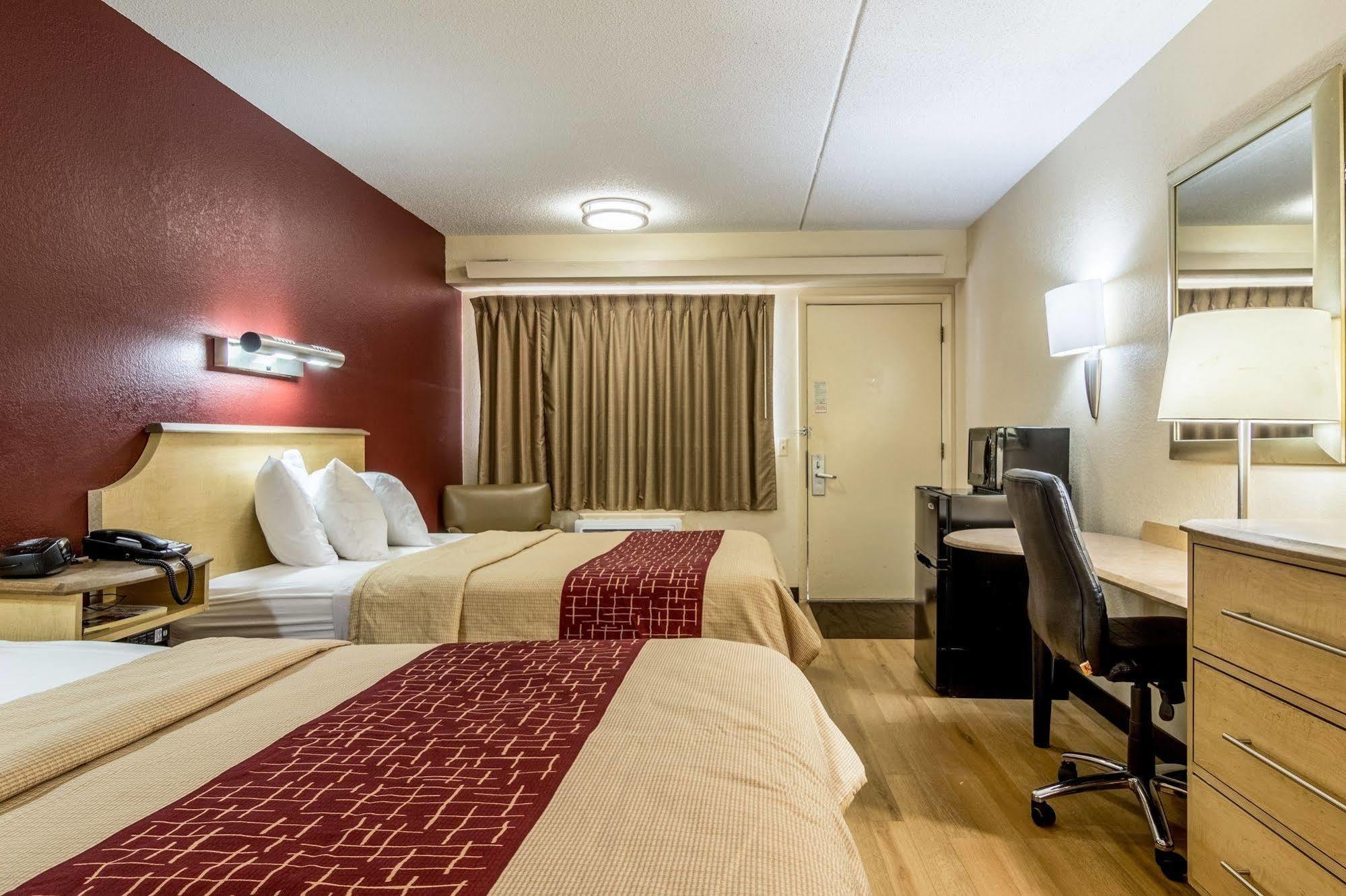 Red Roof Inn Detroit Metro Airport - Бельвіль Екстер'єр фото